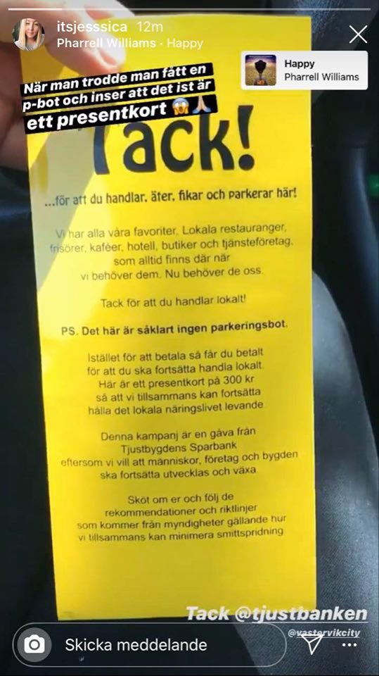Bild på vad som ser ut att vara en parkeringsbot, men som istället ger mottagaren ett presentkort på Västerviks Handel